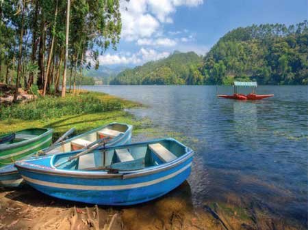 Taxi in Tirupati Munnar places to visit