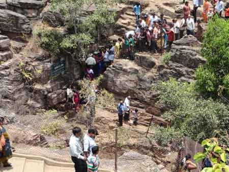 Taxi in Tirupati Chakrateertham