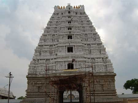 Taxi in Tirupati Narayanavanam Temple